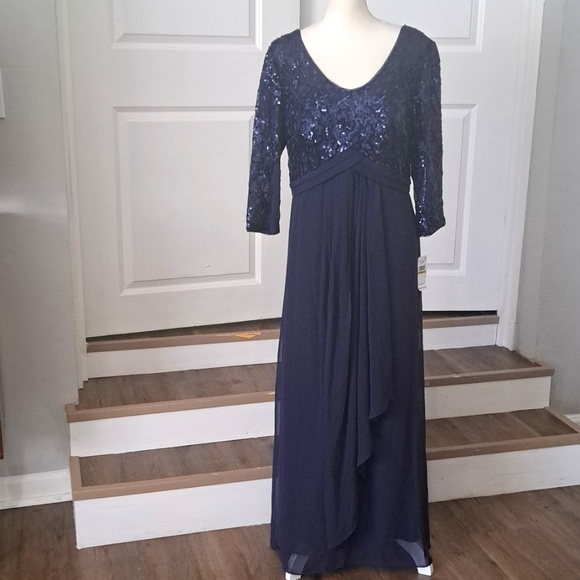 Alex Evening 14 Petite Empire Waist Sequin aline with cascade style 8296784 NWT - Picture 1 of 12